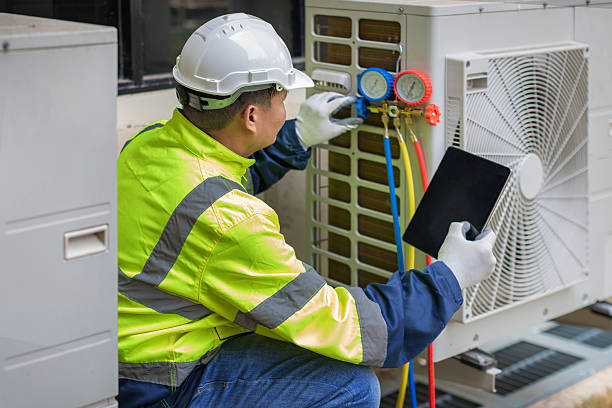 Professional Hvac technician working in Whiting, IN